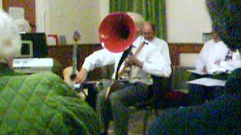 The strange instrument violinophone